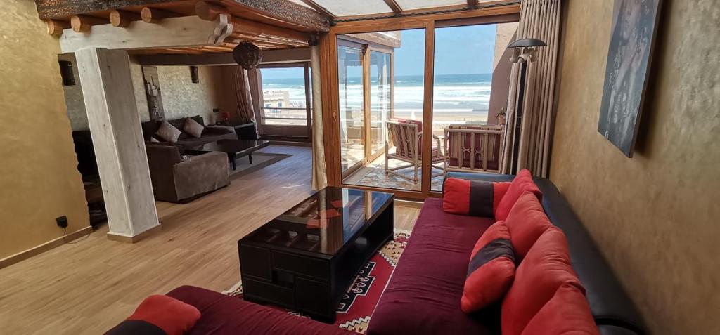 Posezení v ubytování Frikrik maison au bord de mer