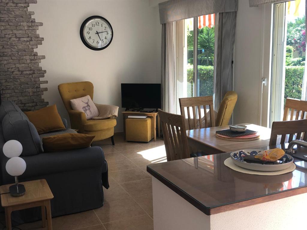 Posedenie v ubytovaní CASA CIERVOS Bahía de Vera NATURISTA