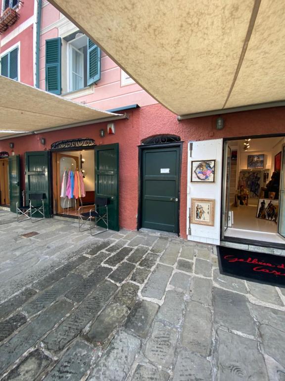 Zdjęcie z galerii obiektu Pieds dans l'eau à Portofino by PortofinoVacanze w Protofino
