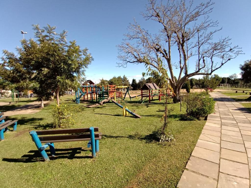 Casa Otton - Casa aconchegante com 3 quartos em local tranquilo à 1 km do Centro  Casa Otton - Casa aconchegante com 3 quartos em local tranquilo à 1 km do Centro