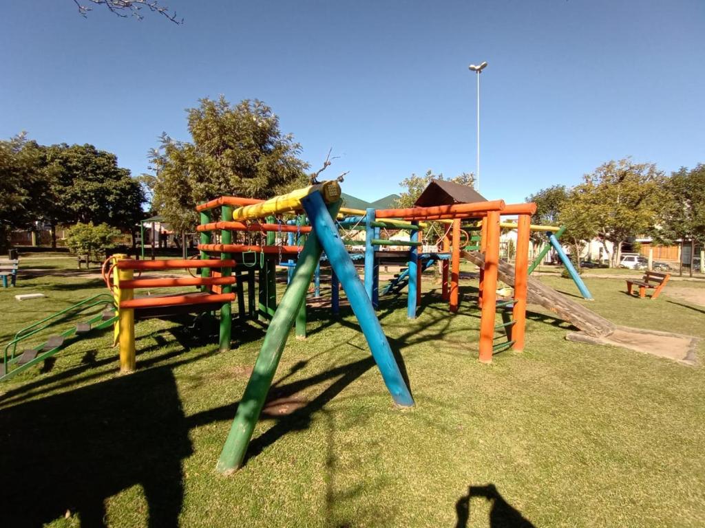 Casa Otton - Casa aconchegante com 3 quartos em local tranquilo à 1 km do Centro  Casa Otton - Casa aconchegante com 3 quartos em local tranquilo à 1 km do Centro