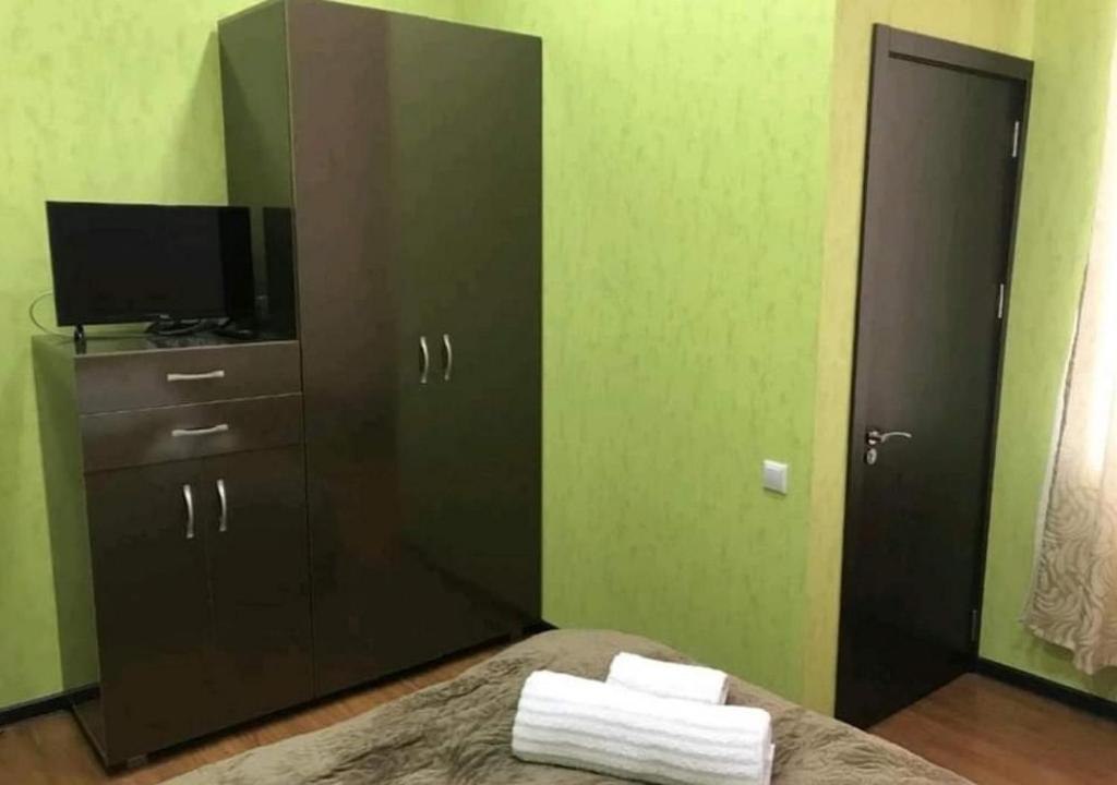 TV a/nebo společenská místnost v ubytování Gamarjoba Hotel
