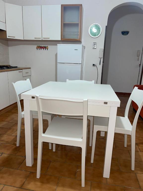 Kuchyň nebo kuchyňský kout v ubytování Nel Cuore di Campomarino