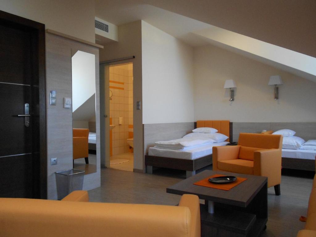 Gokart Hotel - Drievoudige Kamer