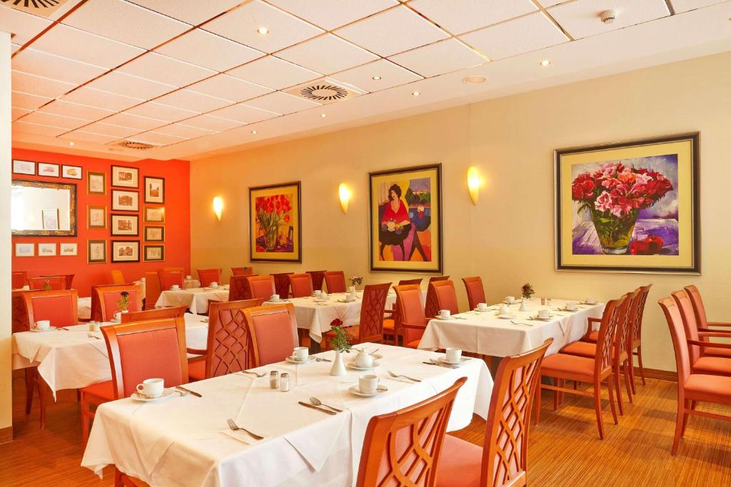 H+ Hotel Berlin Mitte - Resim 9