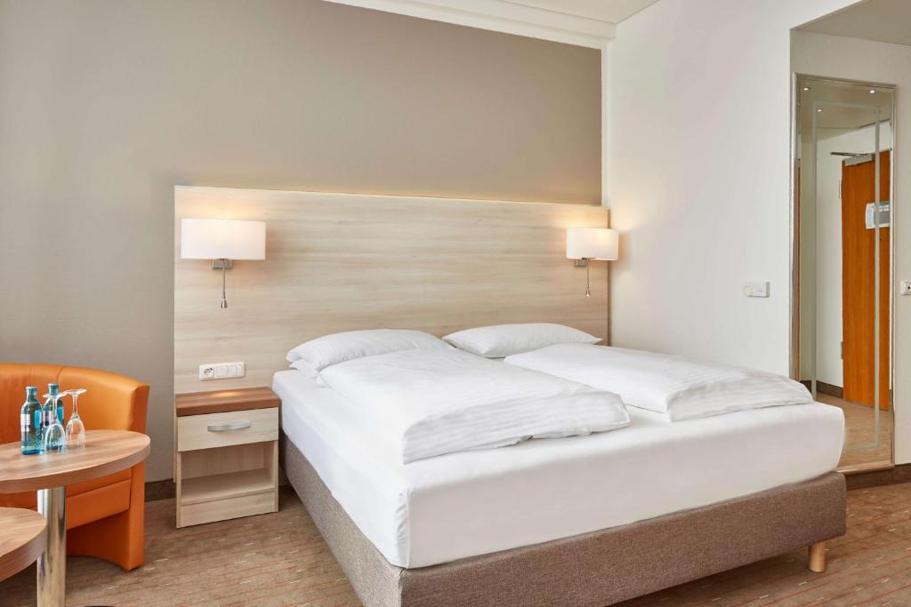 H+ Hotel Berlin Mitte - Resim 24