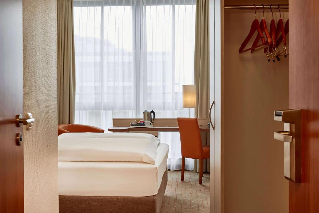 H+ Hotel Berlin Mitte - Resim 31