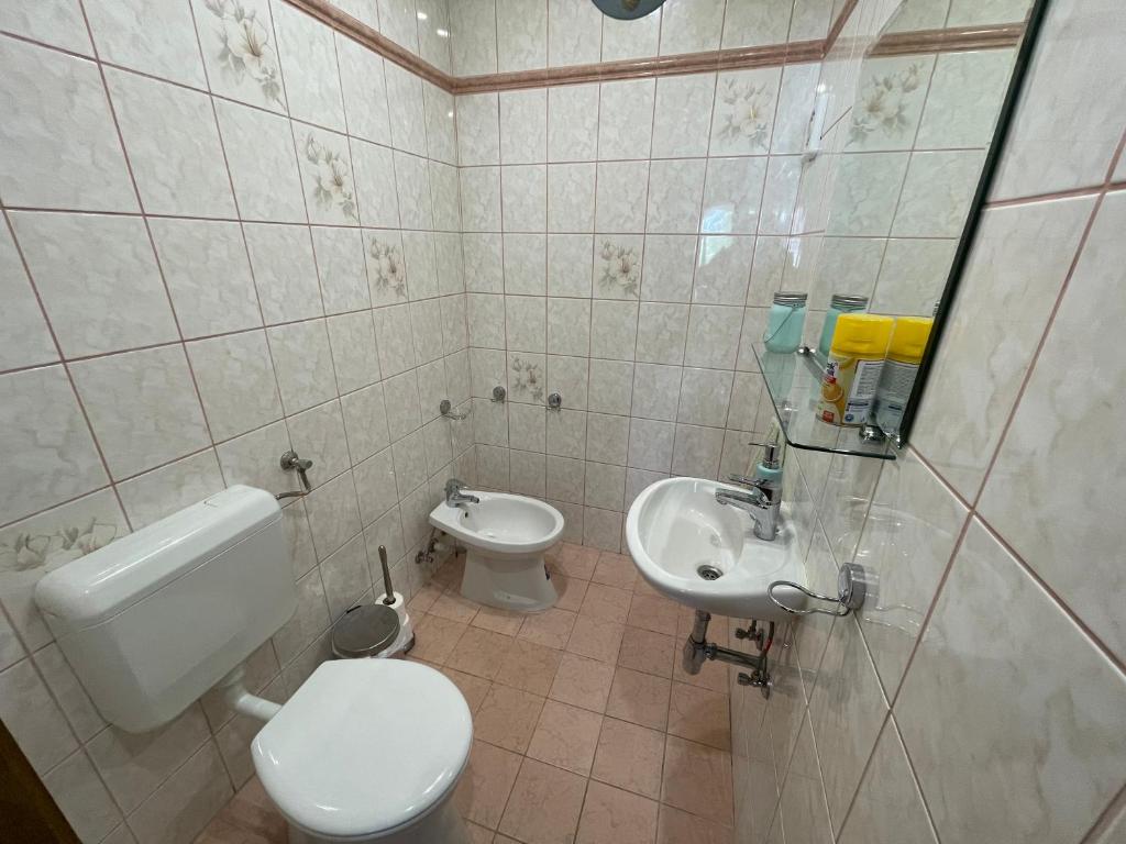 Łazienka w obiekcie Bem Apartman