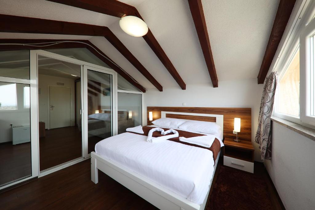 Hotel Murter - Deluxe Suite с видом на море
