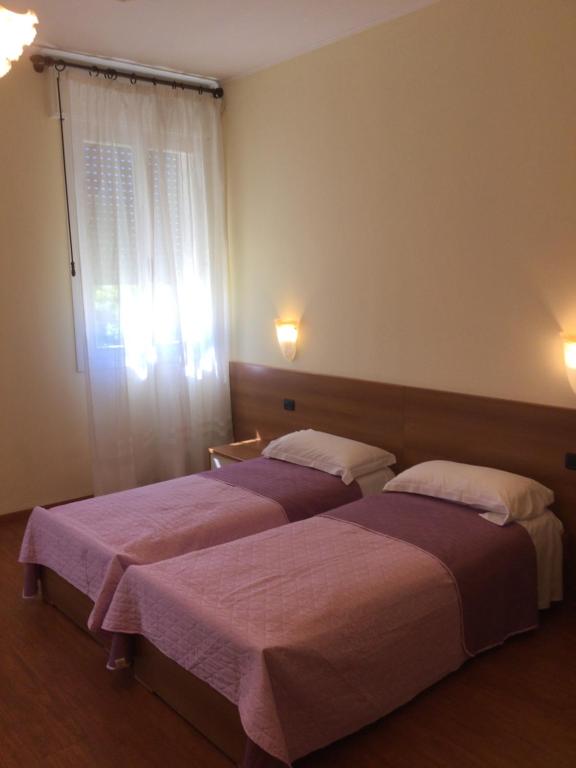 Villa Dei Dogi - Large Twin Room