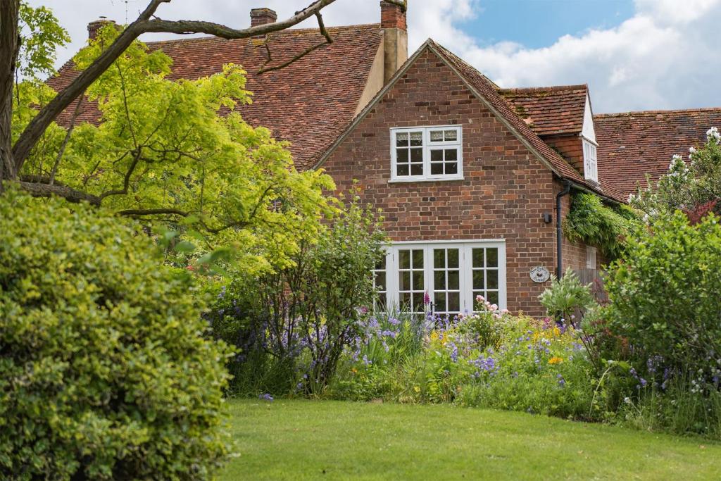 Plum Pudding Stables by Bloom Stays, Faversham Updated 2024 Prices