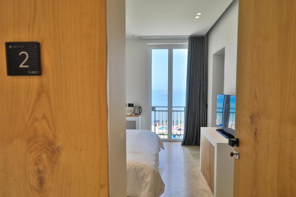 Abelia Sea Suites - 16
