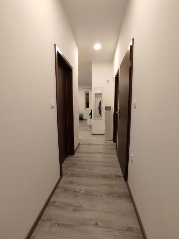 Fotografie z fotogalerie ubytování Apartment Ravnice v Omiši