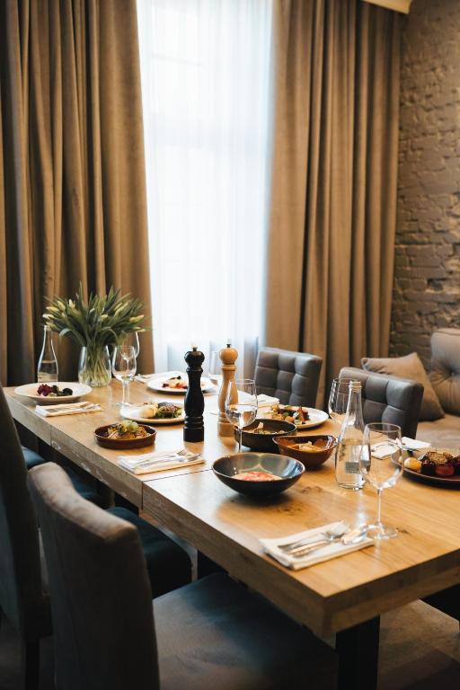 RATUSZOVA Stary Rynek Old Market PREMIUM Apartments & Restaurant AD 1954 - 15