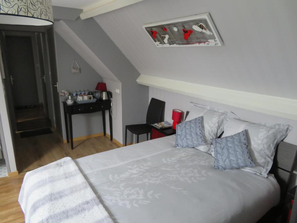 Chambres d'Hotes La Maison Neuve - Chambre Quadruple Avec Douche
