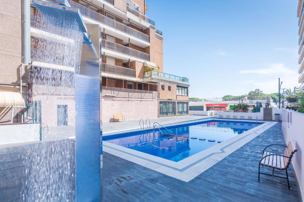 Bazén v ubytování HomeHolidaysRentals Brizna nebo v jeho okolí