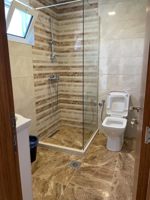 Koupelna v ubytování Casa Sinani
