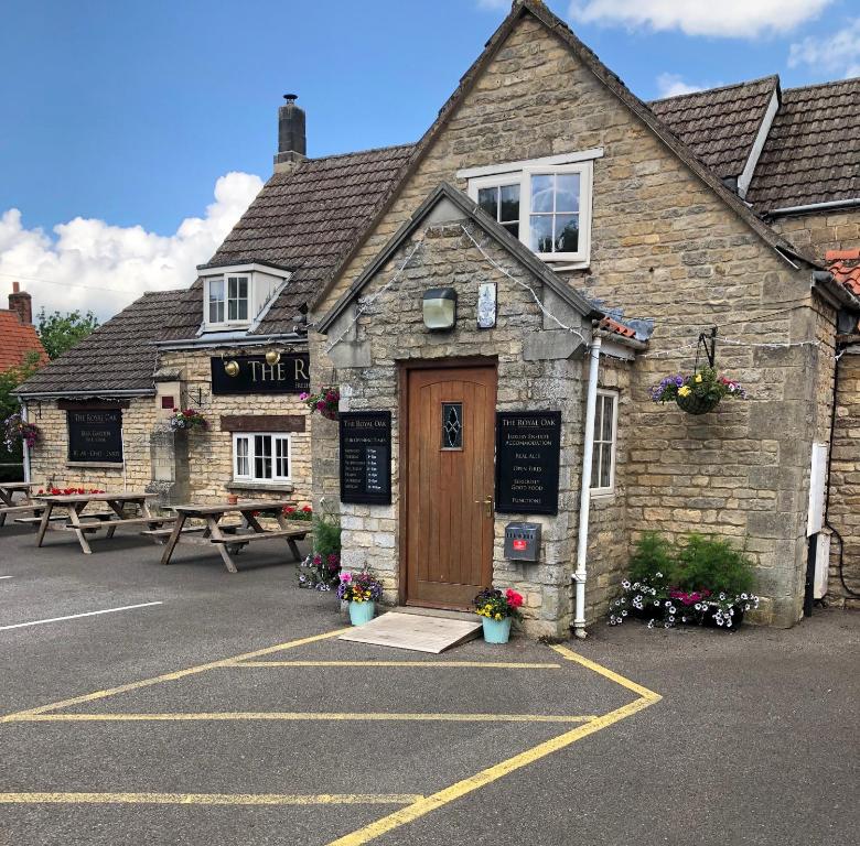 The Royal Oak in Swayfield, Lincolnshire, England