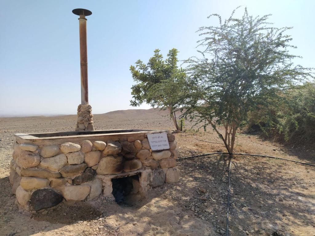 Foto dalla galleria di Desert Days mud cabin's Resort a Zuqim