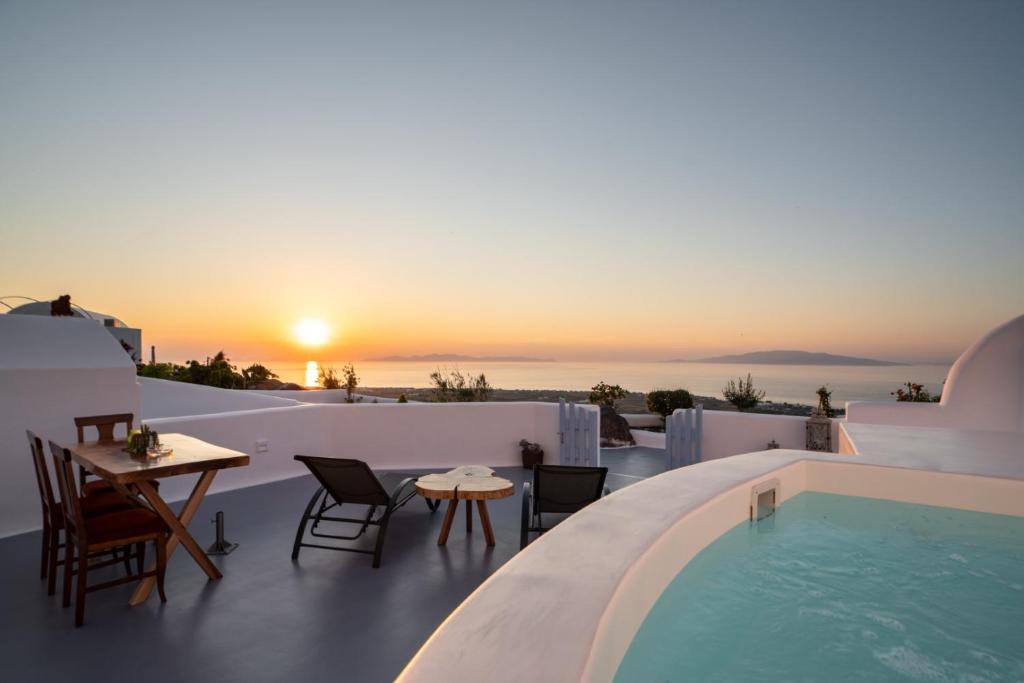Sun Angelos Oia - Luxury Cave Suites - 13