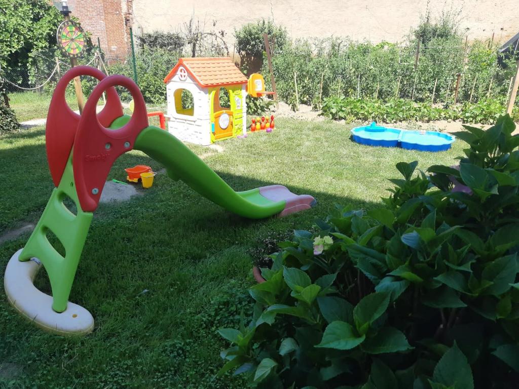 Vonkajšia záhrada v ubytovaní Bed & Breakfast La Tana dei Sognatori