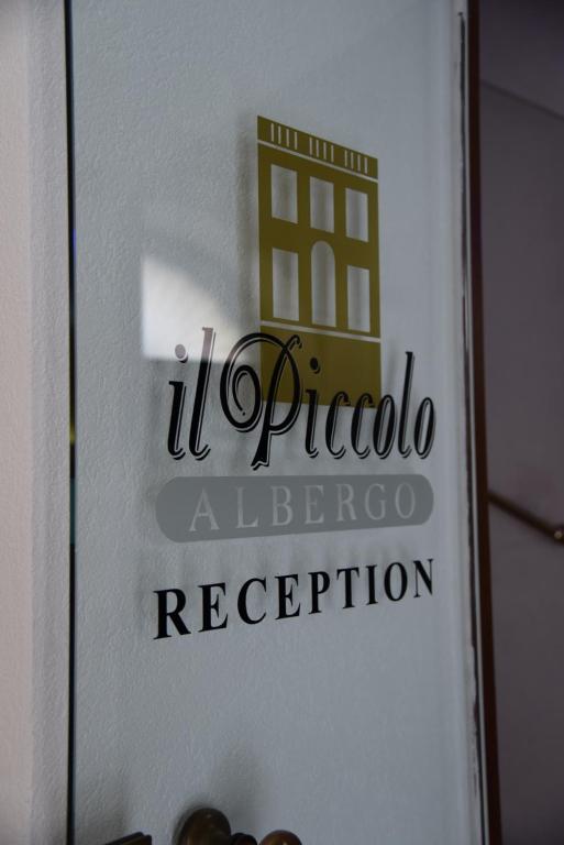 Majutusasutuses Il Piccolo Albergo Matera olev sertifikaat, autasu, silt või muu dokument