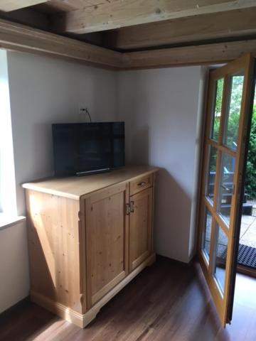 TV a/nebo společenská místnost v ubytování Appartments Haus Rettenmoser