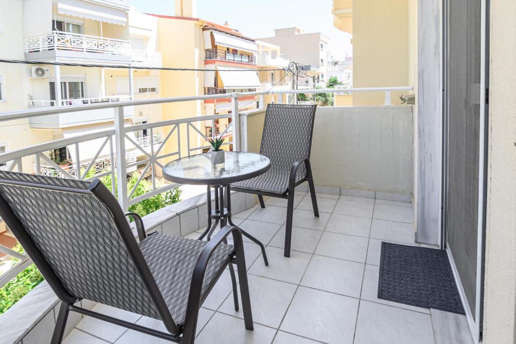 Balkon lub taras w obiekcie Yellow Fresh Apartment 2