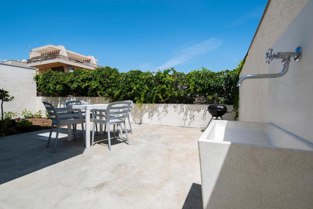 Balkón alebo terasa v ubytovaní Charming House Truvatura - Sicilia Vacanza
