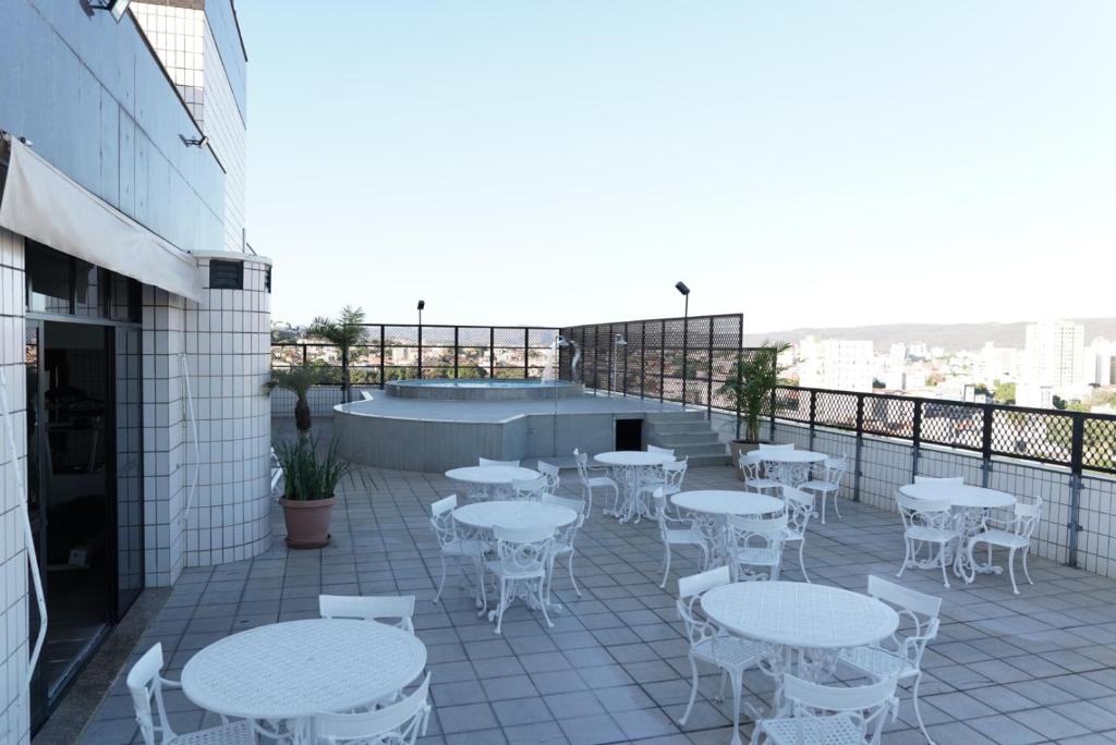  HOTEL OSCAR GOLD