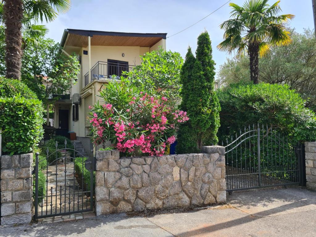 Zahrada ubytování Apartman Tamy