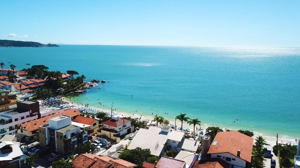  Apartamento - 30mts Praia Central - Frente Avenida