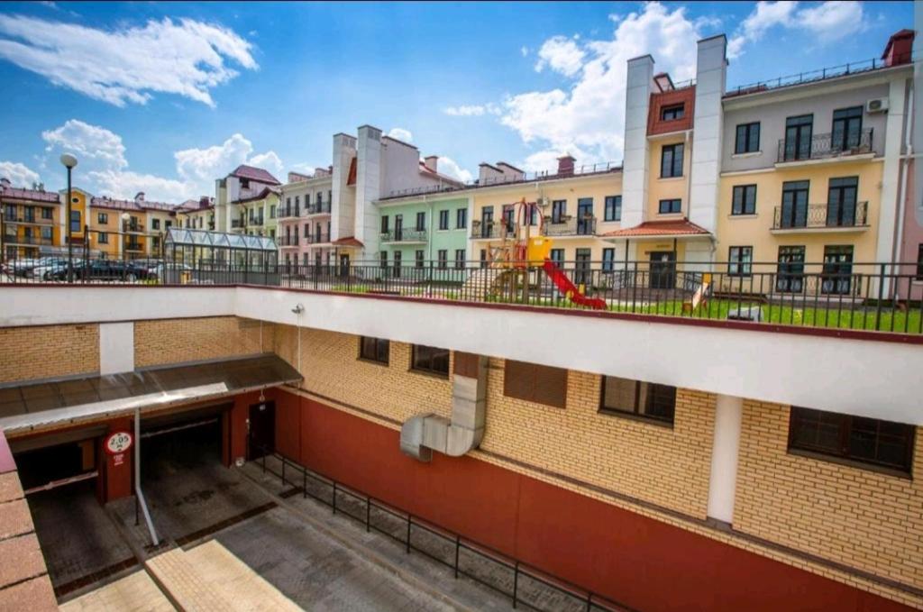 INN Royal House #3 - Housity