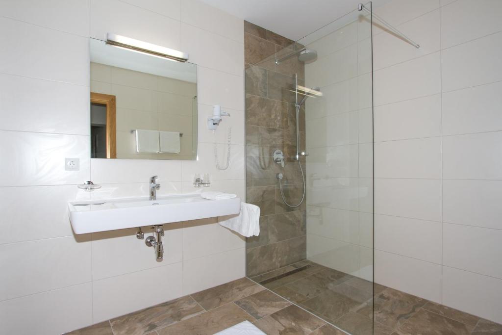 Hotel Huberhof - Resim 32