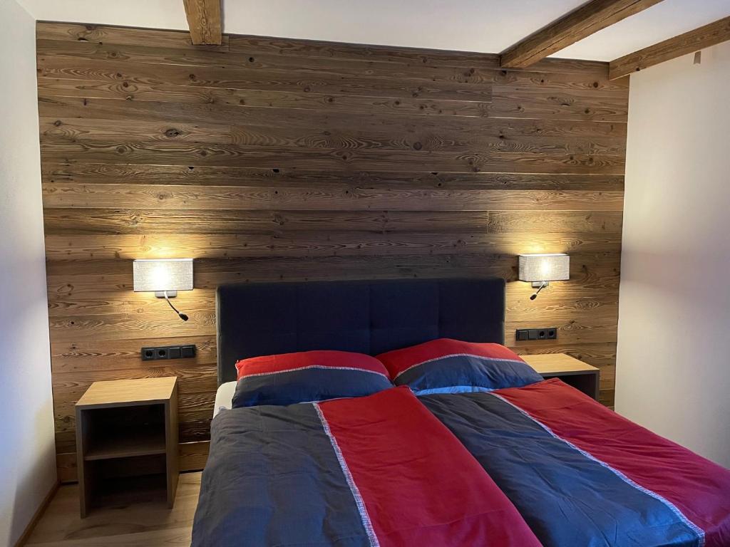 Postel nebo postele na pokoji v ubytování Appartement Ferienwohnung Bergahorn Gröbming