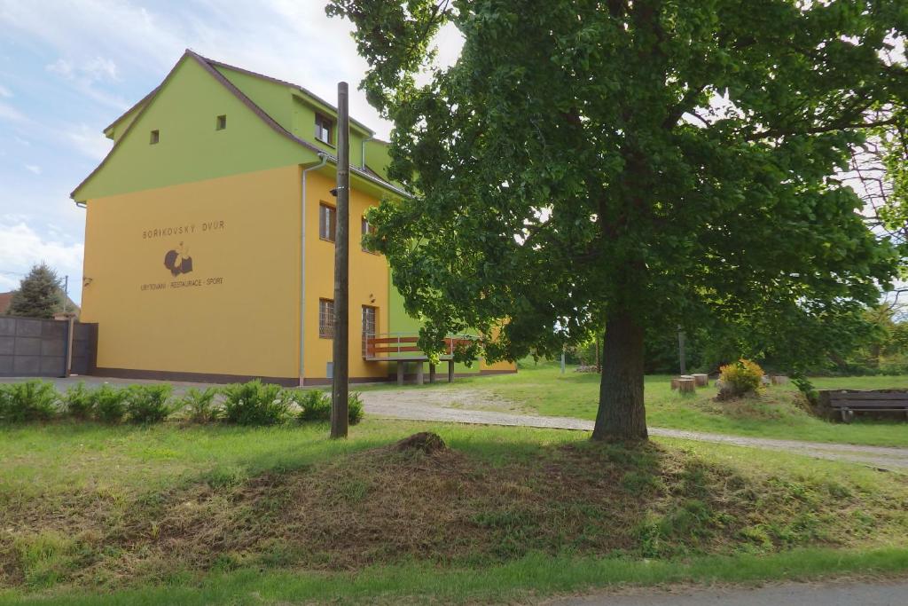 Budova, kde se penzion nachází