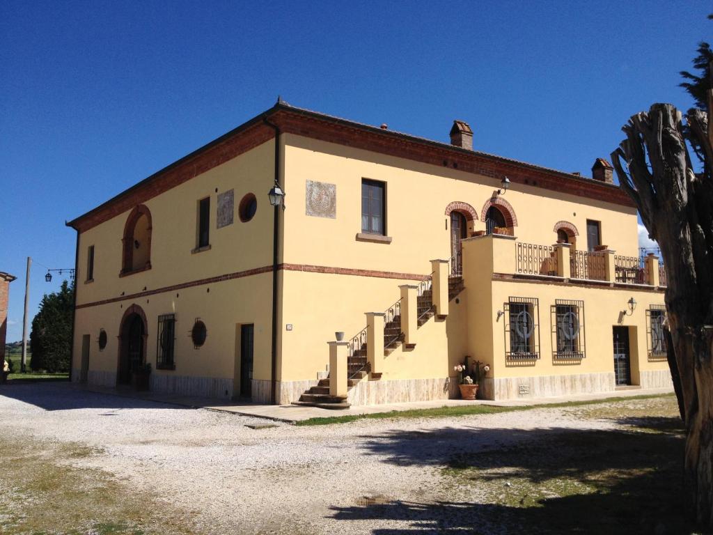 The building in which the country house is located