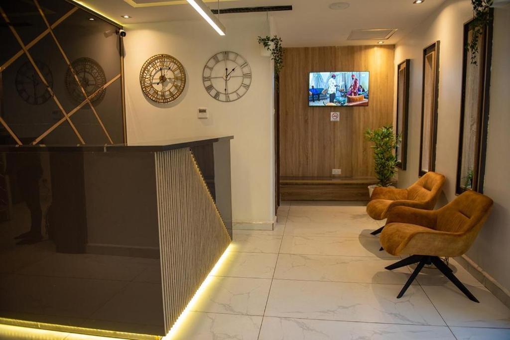 Mainstay Apartment & Suites - Housity
