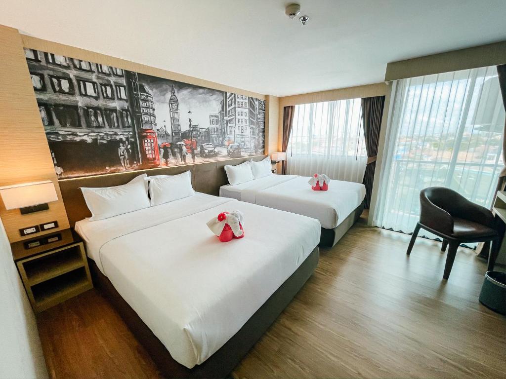 GLOW Pattaya - Resim 8