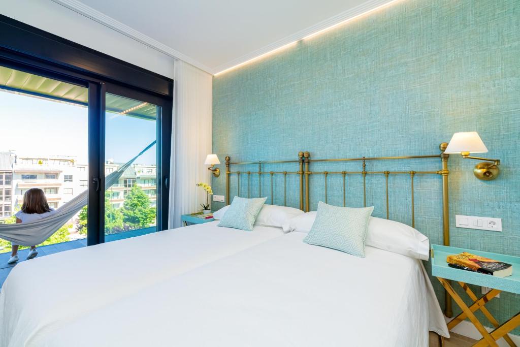 Postel nebo postele na pokoji v ubytování CANELAS LUXURY