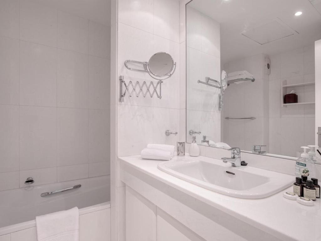 Koupelna v ubytování Espacioso y encantador apartamento en las gaviotas