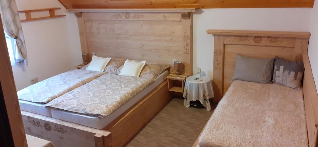 Postel nebo postele na pokoji v ubytování Apartmán Astra v Ždiari