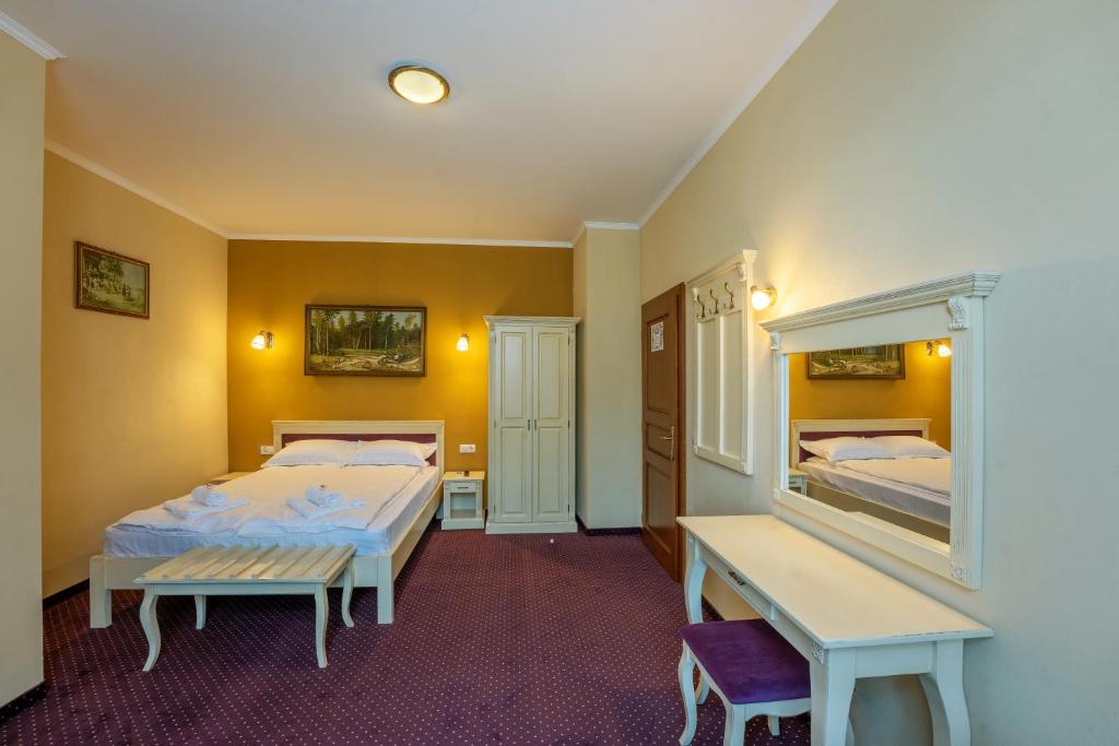Hotel PrincesSophie - Chambre De Luxe Queen