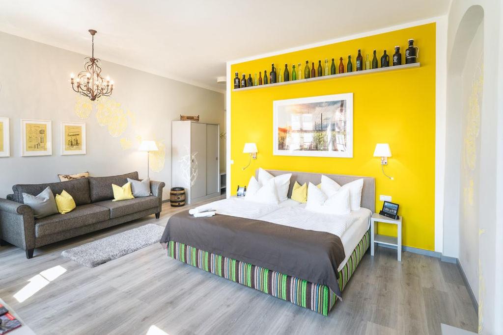 Postel nebo postele na pokoji v ubytování Pirnscher Hof - Hotel Garni
