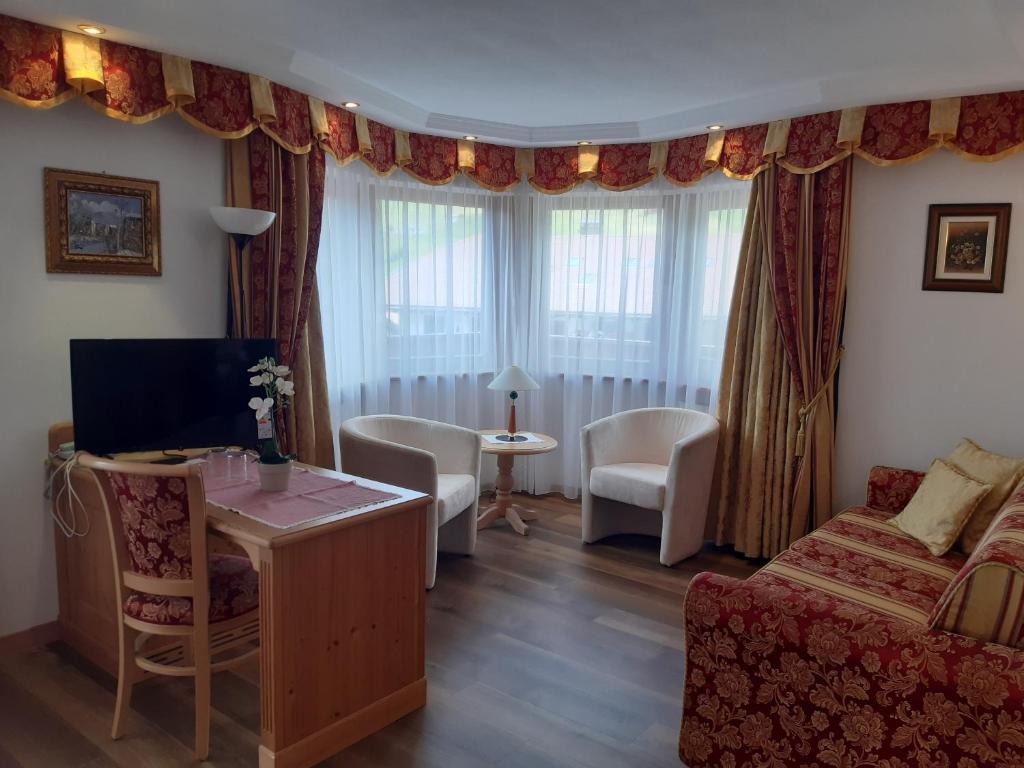 TV a/nebo společenská místnost v ubytování Garni Franca b&b