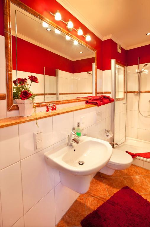 Vannituba majutusasutuses Hotel Kepplers Ecke