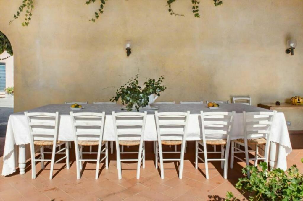Restauracja lub miejsce do jedzenia w obiekcie Villa Faltoiano