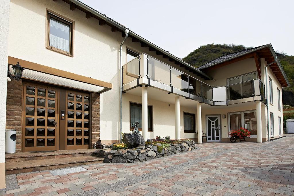 Hotel & Restaurant Krone - Single Room With Mountain View - Annex