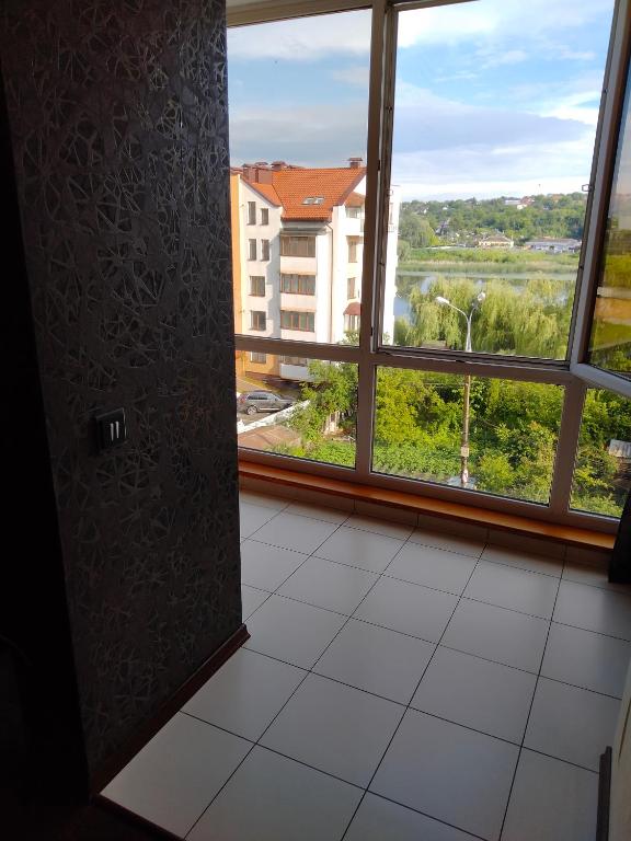 v tsentre s vydom na rechku Iuzhnyi Buh Apartment photo 5