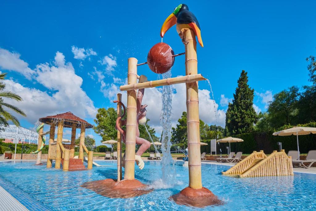 Protur Badia Park Aparthotel (Spanje Sa Coma) - Booking.com